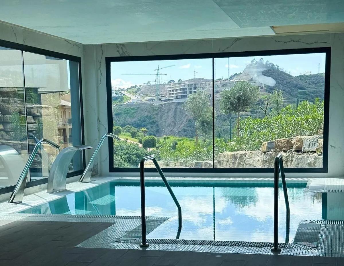 Appartamento Oasis 325 - 2 Bedroom With Frontal Sea And Mountain View Estepona Spagna