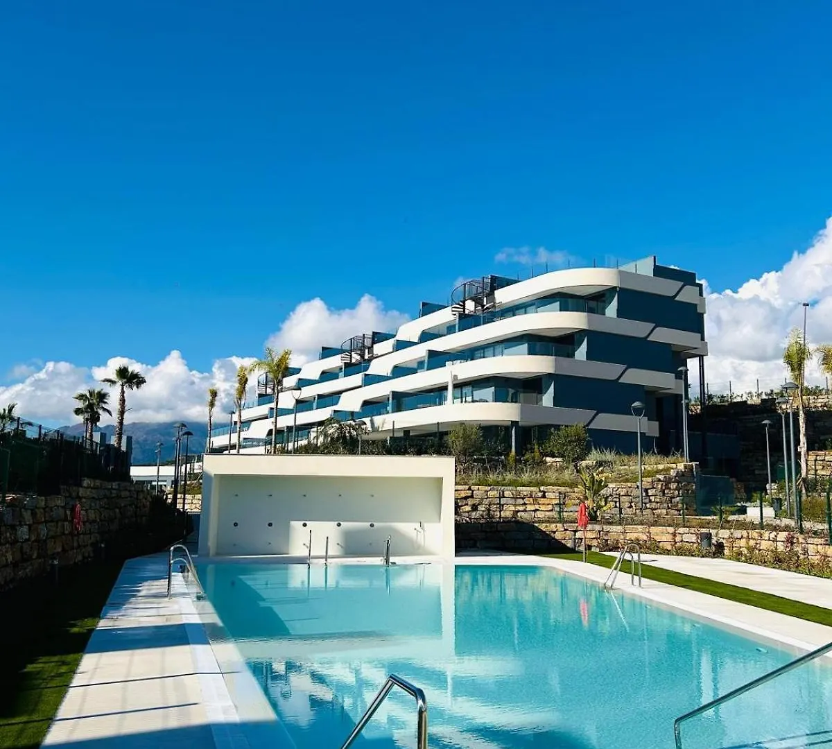 Oasis 325 - 2 Bedroom With Frontal Sea And Mountain View Estepona 0*,  Spagna